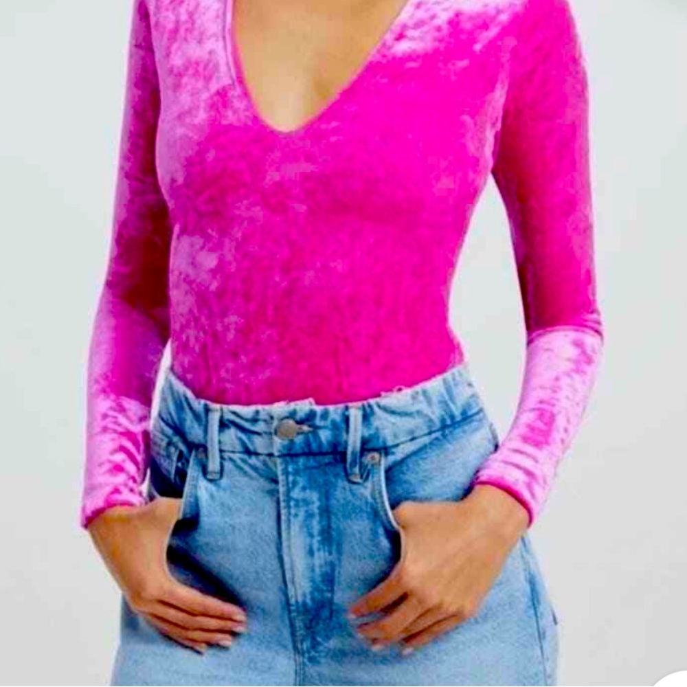 New With Tags Good American Crushed Velvet Bodysuit Fuchsia Pink